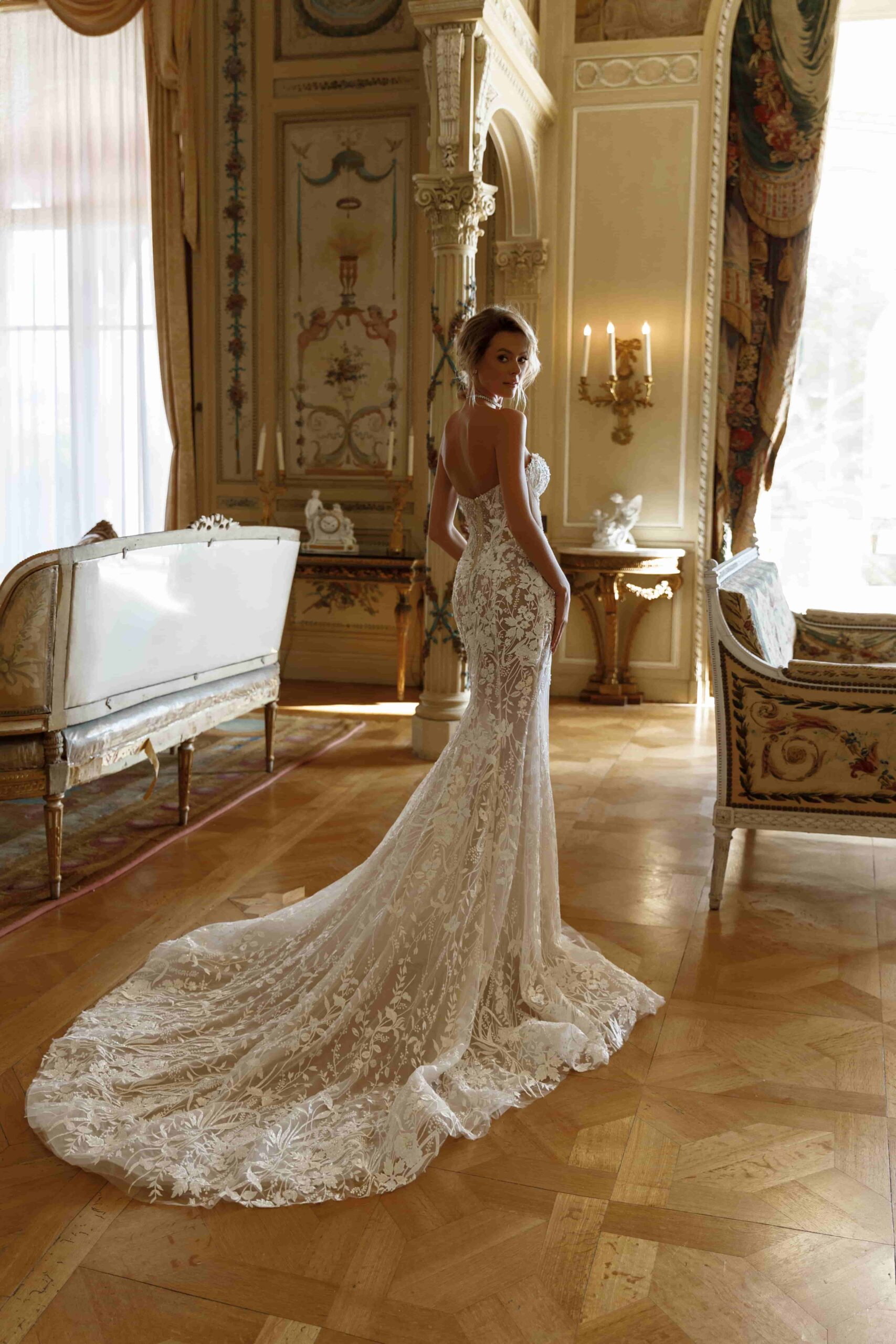 ayah-oksana-mukha-beaded-lace-wedding-dress2