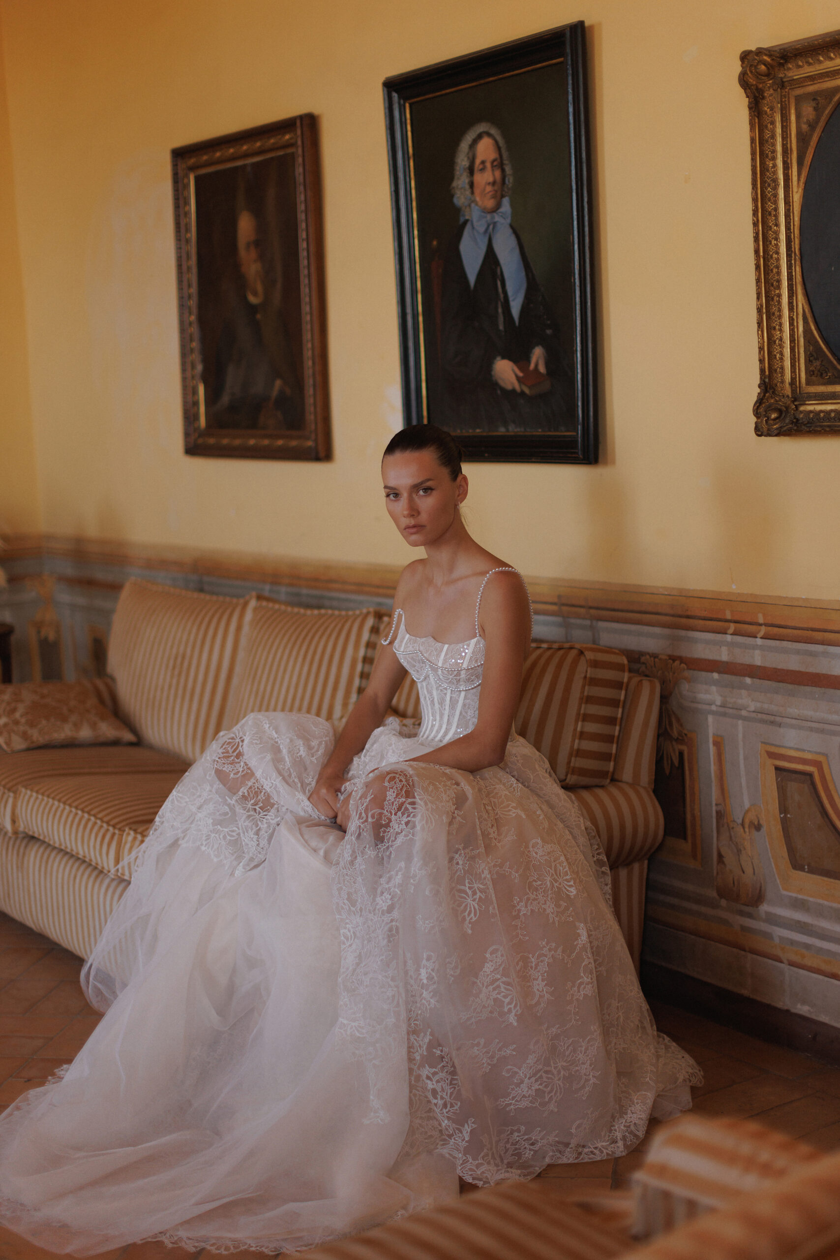 wona-hunter-wedding-dress4