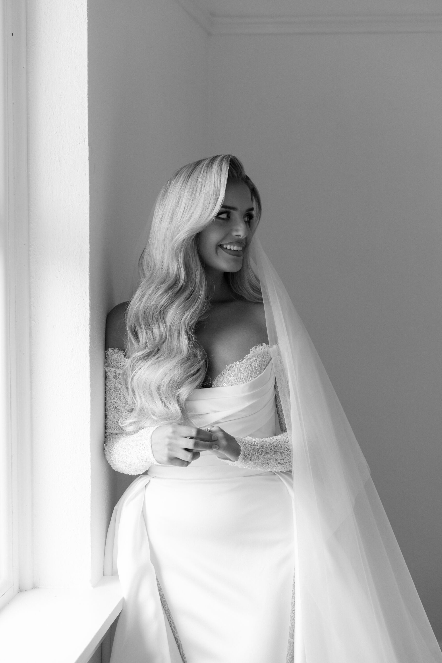 Bride posing for her wedding photo