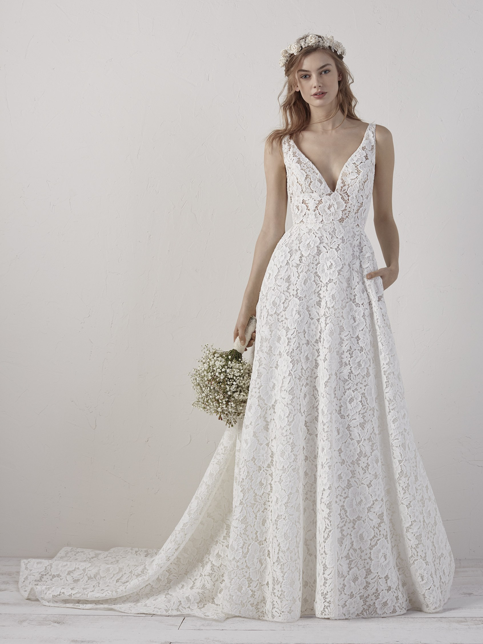 Pronovias 2019 trunk show exclusive preview
