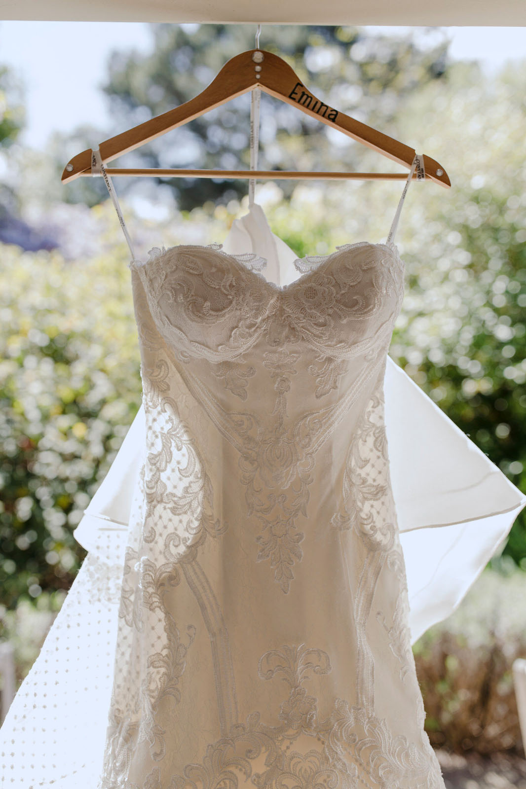 Emina + Goran | Rc Real Bride | Raffaele Ciuca | Melbourne Wedding | Real Wedding | Helen Constance Caryn gown