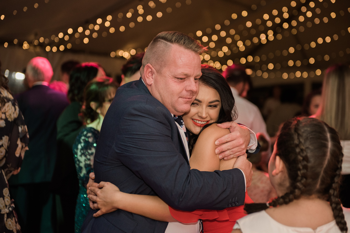 Laura + Daniel | RC Real Bride | Real Bride | Real Wedding | Melbourne Wedding | Raffaele Ciuca | Rebecca Ingram Lavonne Dress with Detachable sleeves | Maggie Sottero