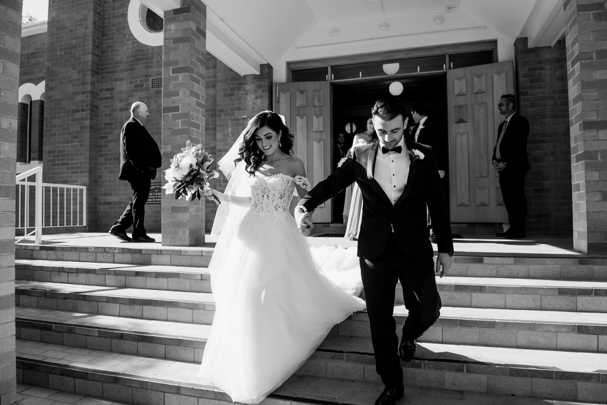 Laura + Daniel | RC Real Bride | Real Bride | Real Wedding | Melbourne Wedding | Raffaele Ciuca | Rebecca Ingram Lavonne Dress with Detachable sleeves | Maggie Sottero