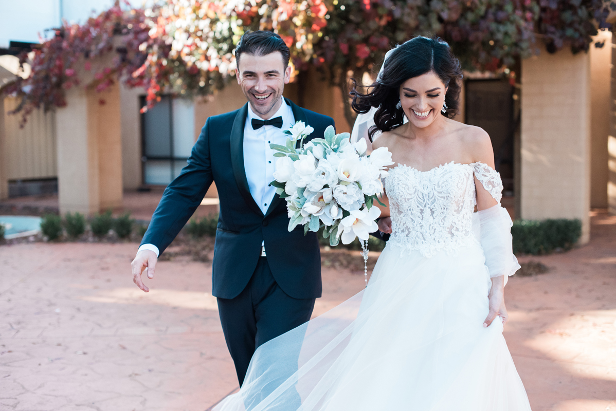 Laura + Daniel | RC Real Bride | Real Bride | Real Wedding | Melbourne Wedding | Raffaele Ciuca | Rebecca Ingram Lavonne Dress with Detachable sleeves | Maggie Sottero