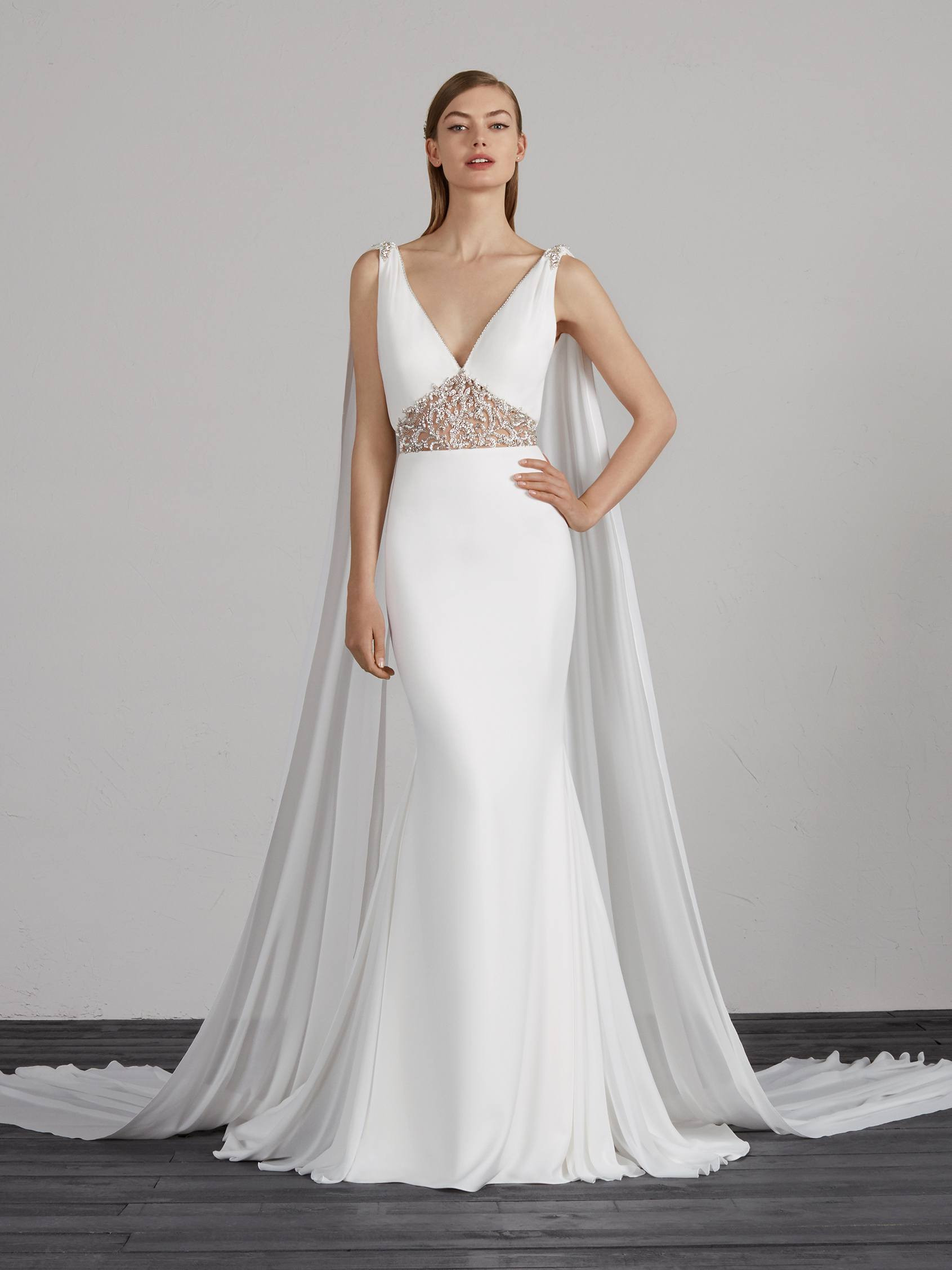 Pronovias 2019 trunk show exclusive preview