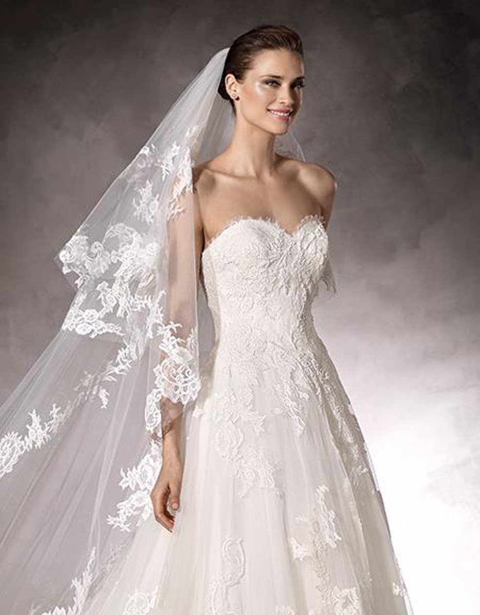 katara wedding dress