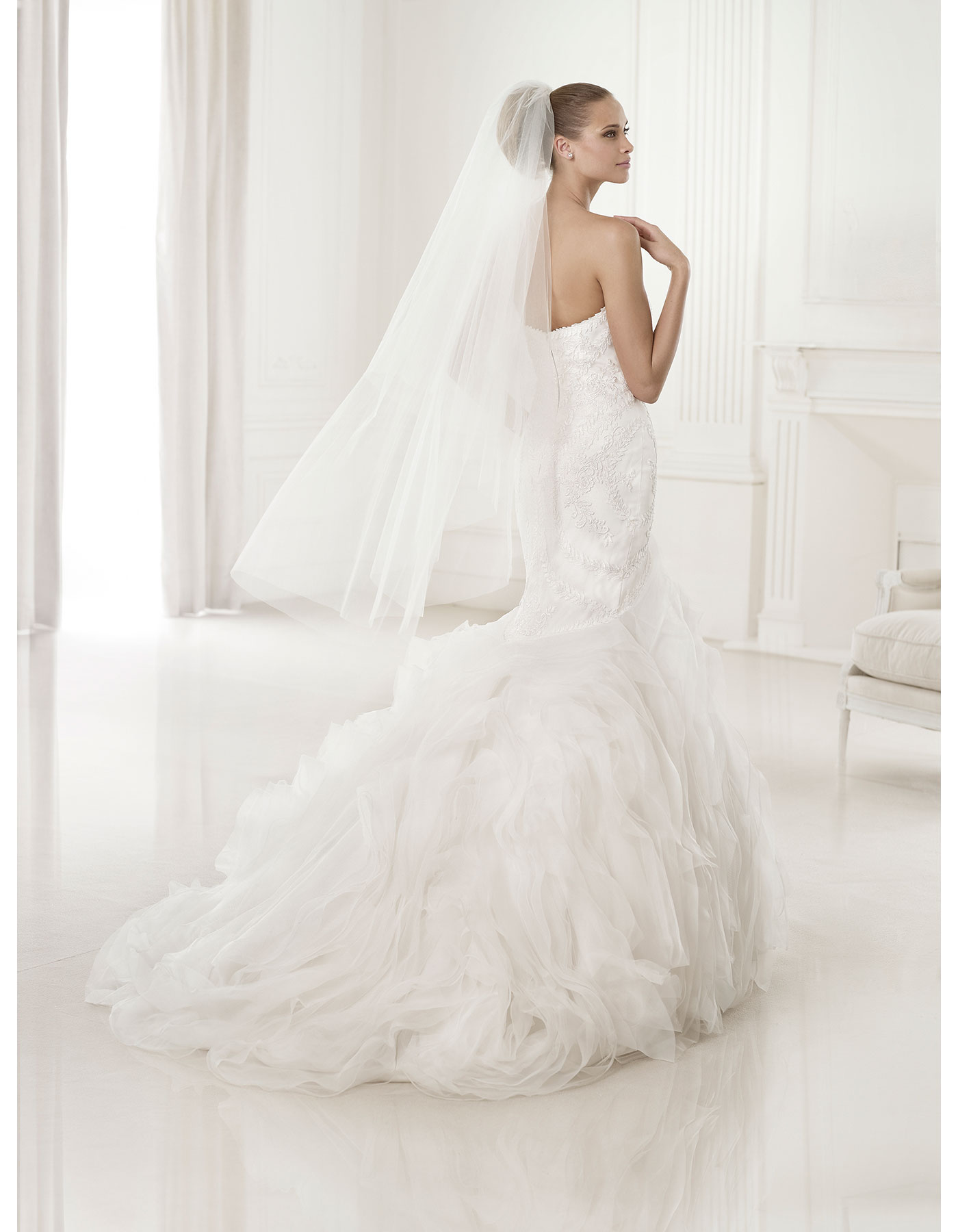 PRONOVIAS BECA rear