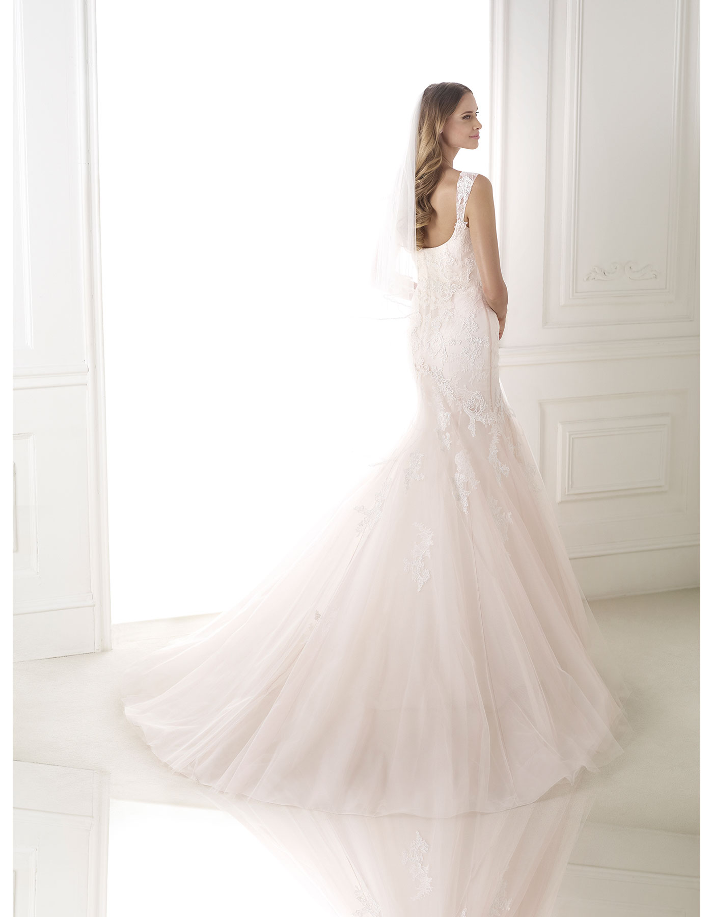 PRONOVIAS BICE rear