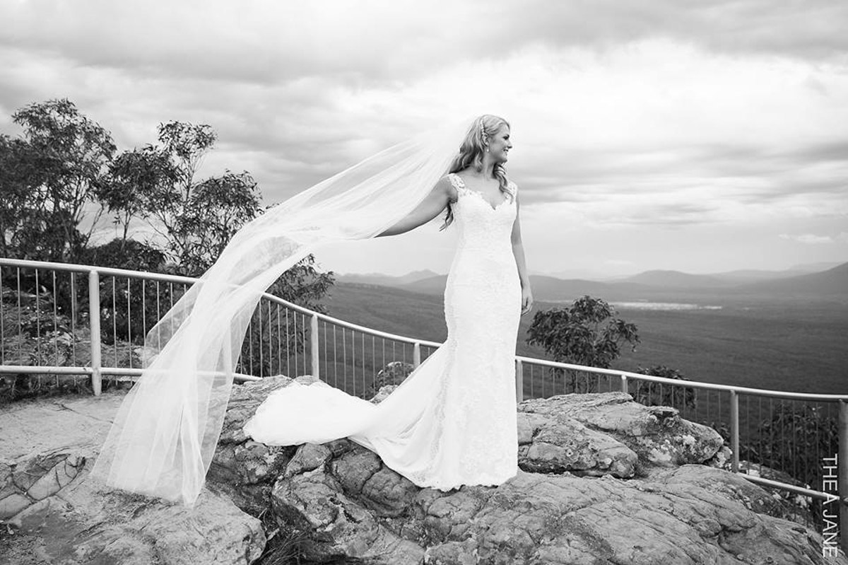 real bride wears tamar wedding dress by pronovias