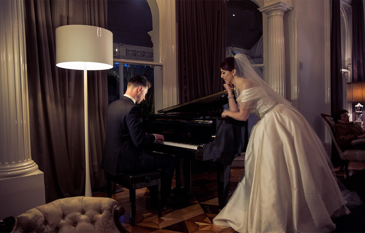 raffaele-ciuca_real-bride_carly_silk-wedding-dress_melbourne_2