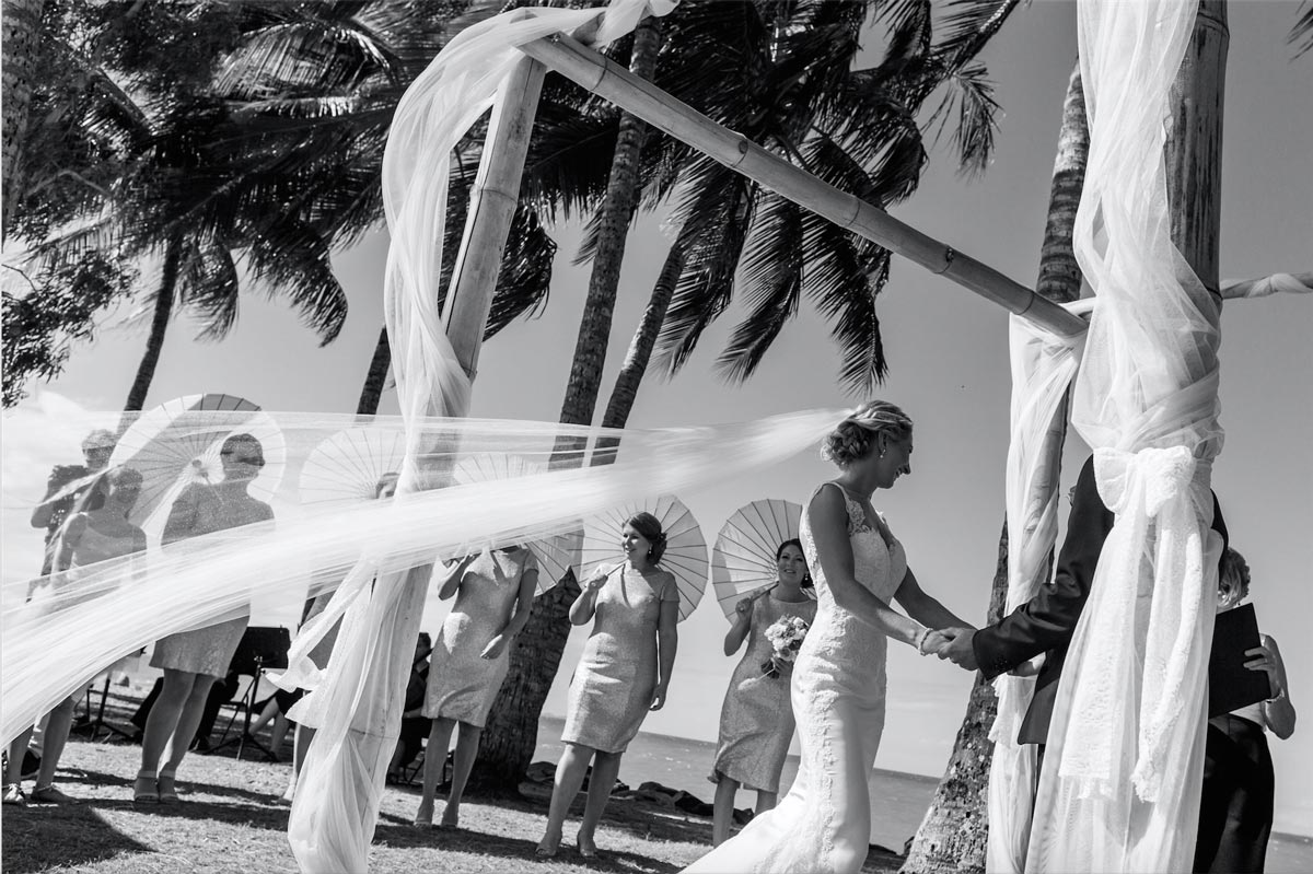 raffaele-ciuca_real-bride_rosy_pronovias-wedding-dress_port-douglas-wedding_3