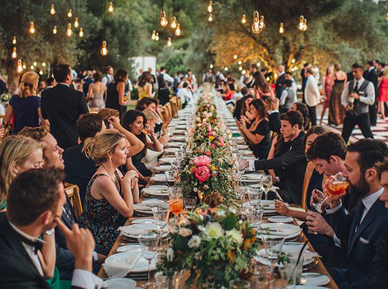 dinner feating table